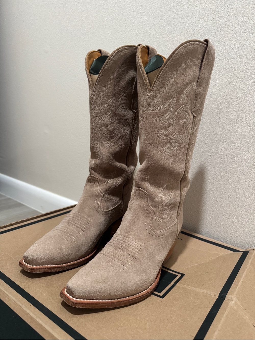 Tecovas - The Annie - Suede Western Knee-High Boot in Beige - Women's